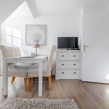 Lister Wind Apartment ภายนอก รูปภาพ